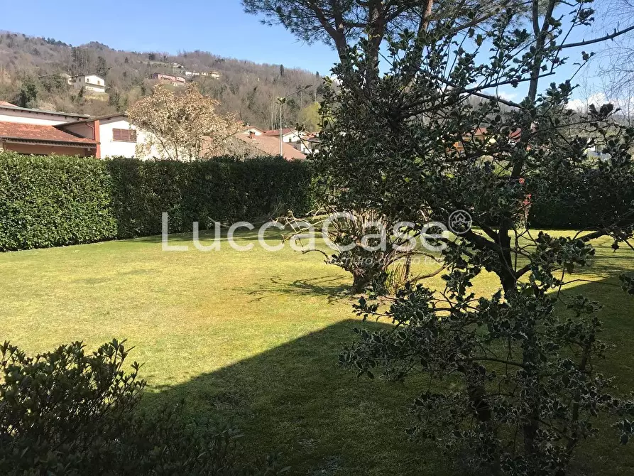 Immagine 69 di Villa in vendita  a Barga