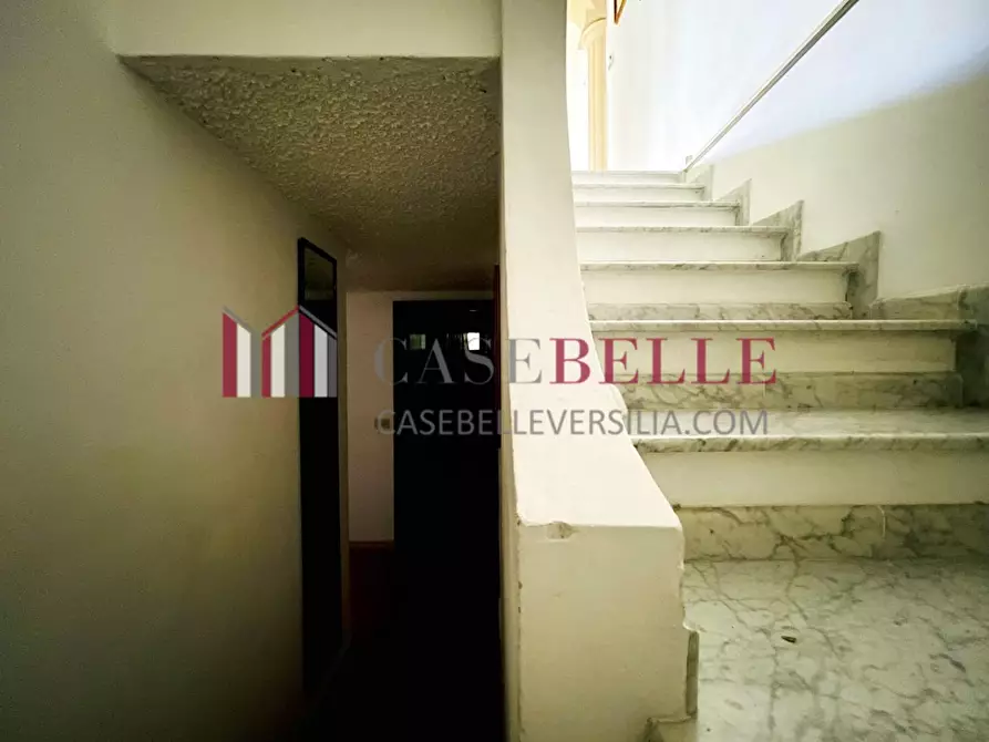 Immagine 15 di Casa semindipendente in vendita  a Viareggio