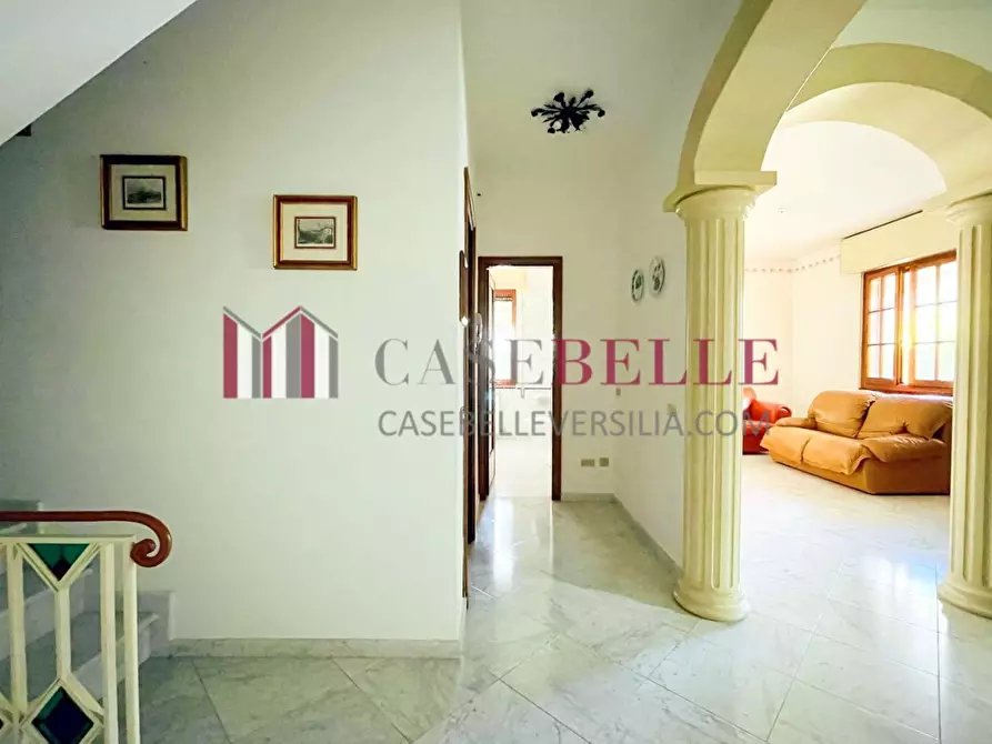 Immagine 4 di Casa semindipendente in vendita  a Viareggio