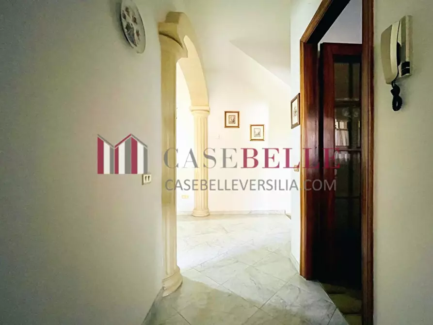 Immagine 13 di Casa semindipendente in vendita  a Viareggio