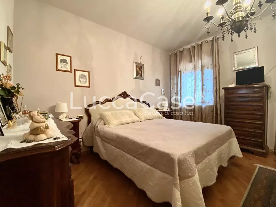 Immagine 21 di Casa colonica in vendita  a Pescaglia