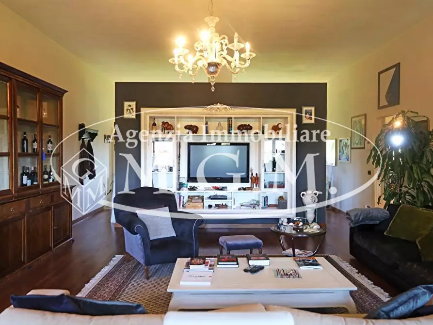 Immagine 2 di Appartamento in vendita  a Pontedera