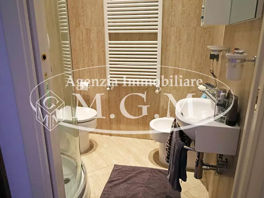 Immagine 22 di Appartamento in vendita  a Pontedera