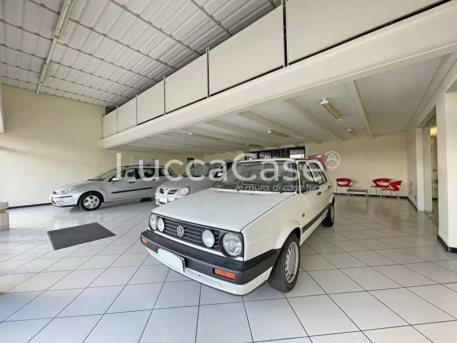 Immagine 3 di Attività artigianale in vendita  a Lucca