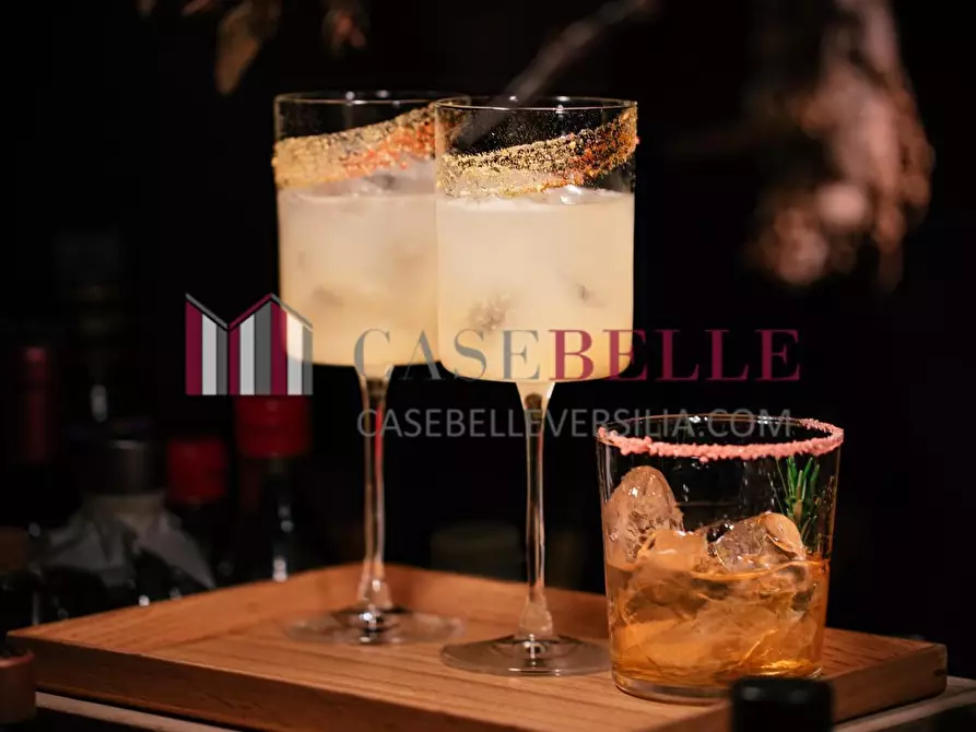 Immagine 1 di Bar / Ristorante in vendita  a Pietrasanta