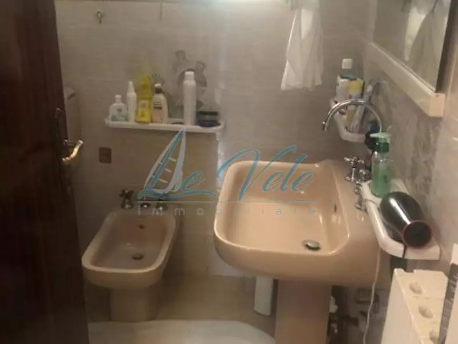 Immagine 52 di Casa bifamiliare in vendita  a Massa