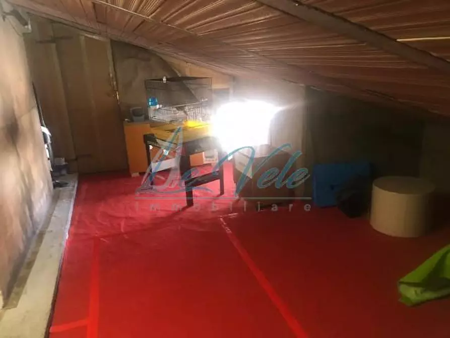 Immagine 46 di Casa bifamiliare in vendita  a Massa