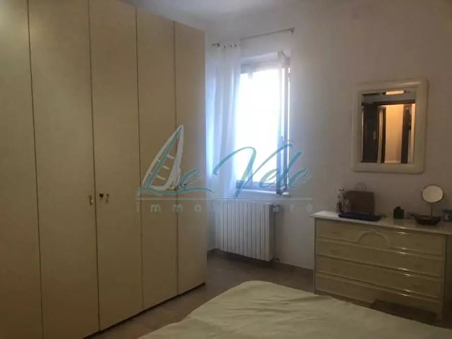 Immagine 57 di Casa bifamiliare in vendita  a Massa