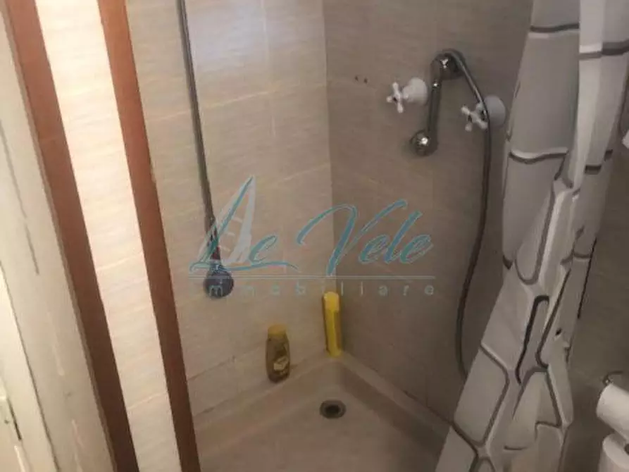 Immagine 55 di Casa bifamiliare in vendita  a Massa