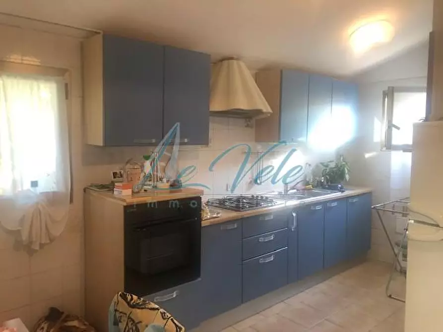 Immagine 49 di Casa bifamiliare in vendita  a Massa