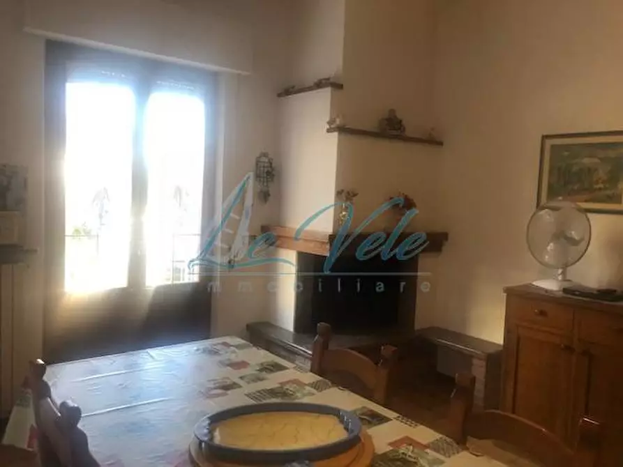 Immagine 16 di Casa bifamiliare in vendita  a Massa