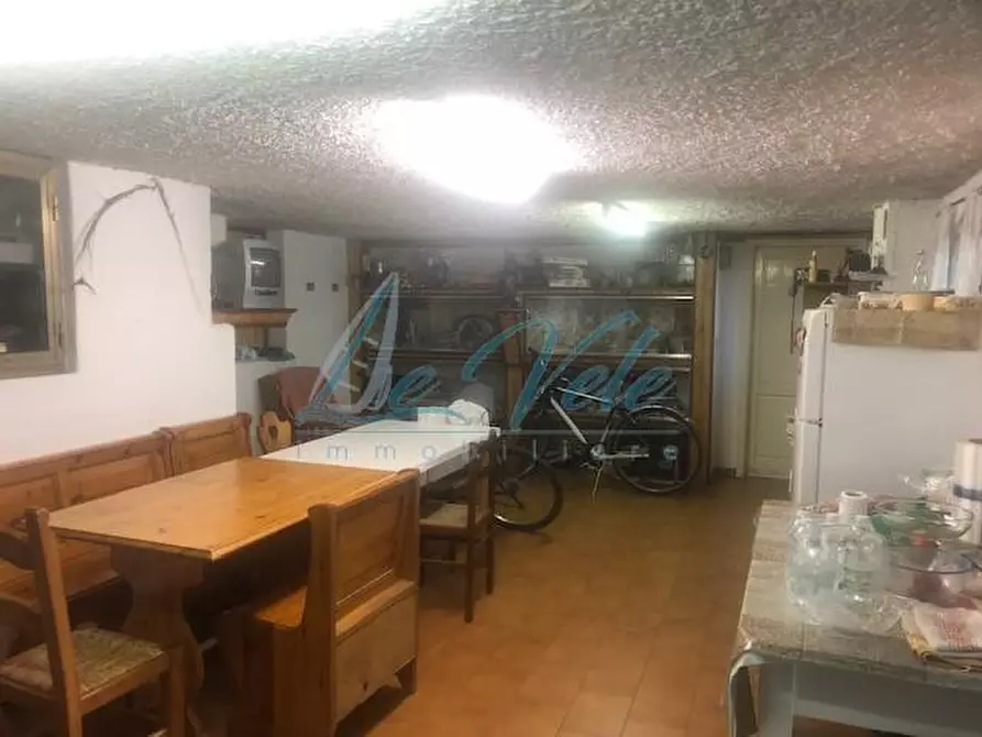 Immagine 31 di Casa bifamiliare in vendita  a Massa