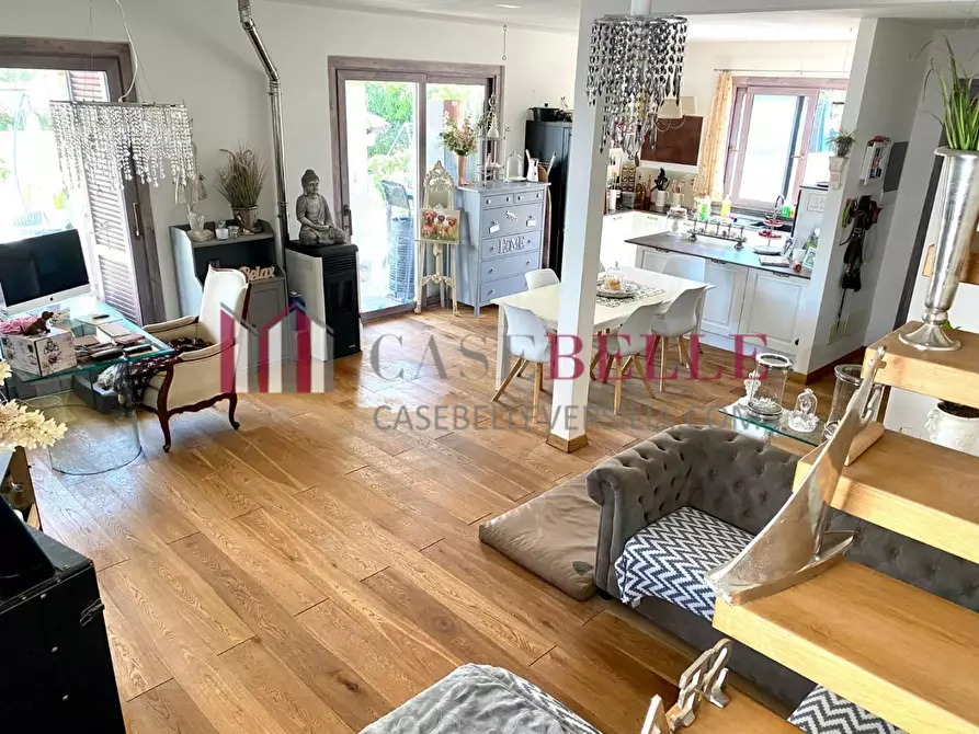 Immagine 32 di Casa indipendente in vendita  a Viareggio