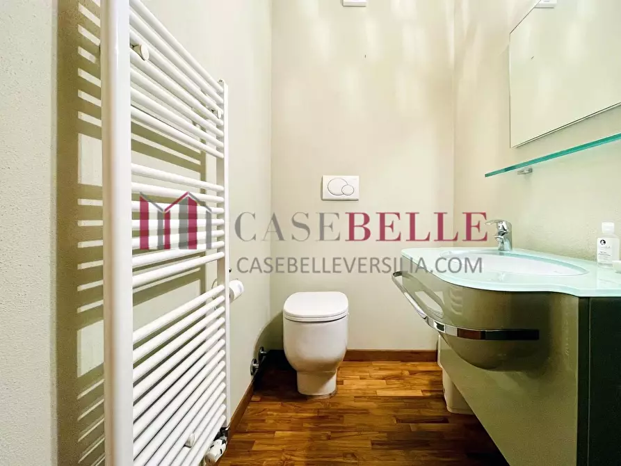 Immagine 19 di Casa indipendente in vendita  a Forte Dei Marmi
