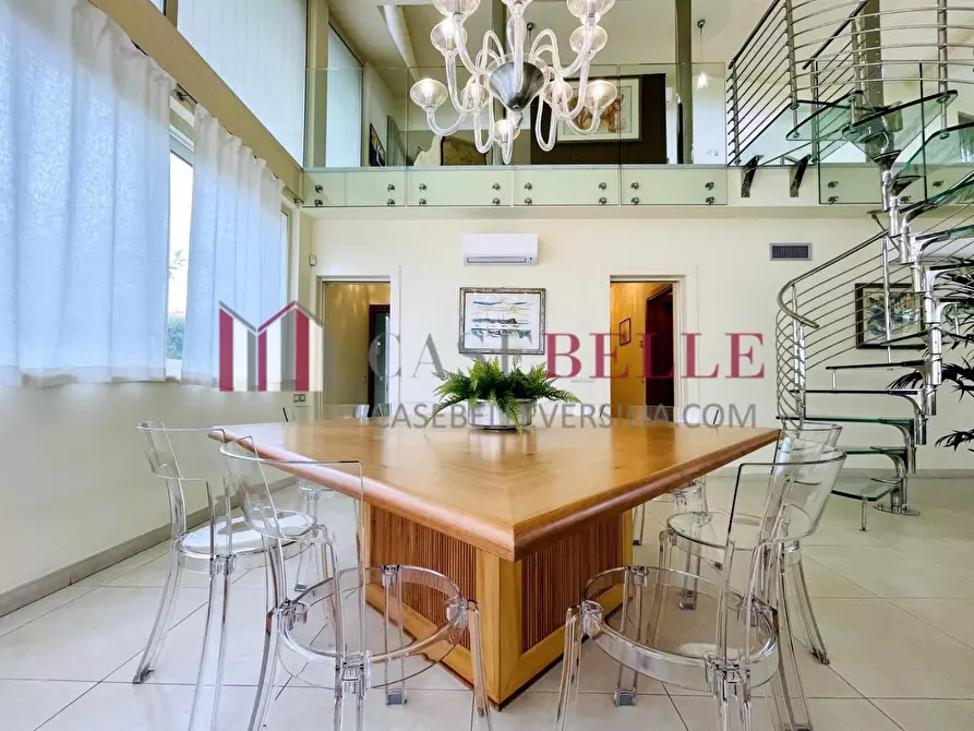 Immagine 8 di Casa indipendente in vendita  a Forte Dei Marmi