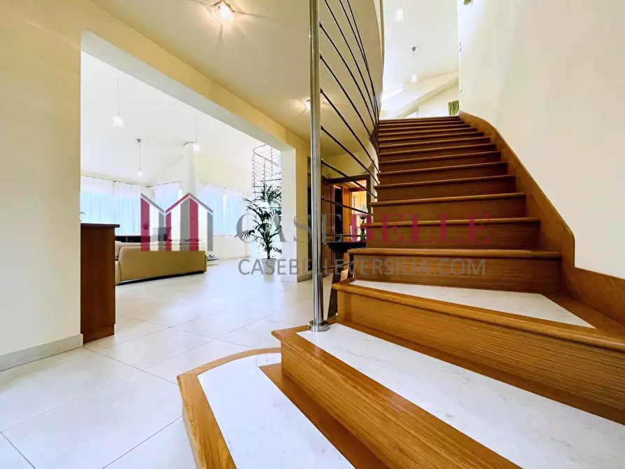 Immagine 3 di Casa indipendente in vendita  a Forte Dei Marmi