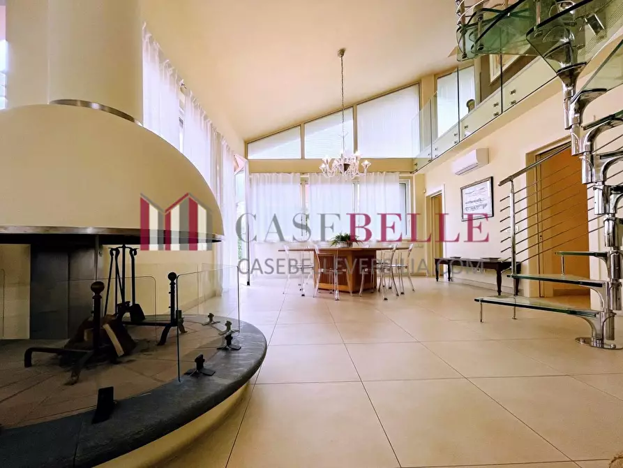 Immagine 7 di Casa indipendente in vendita  a Forte Dei Marmi