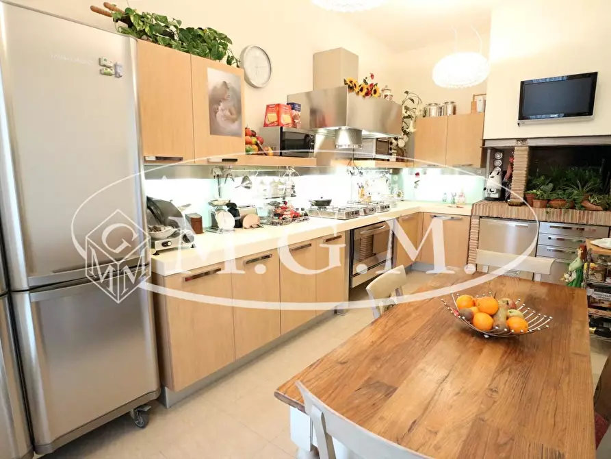 Immagine 9 di Casa indipendente in vendita  a Pontedera