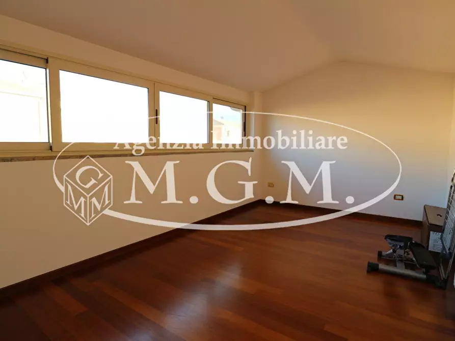 Immagine 25 di Casa indipendente in vendita  a Pontedera