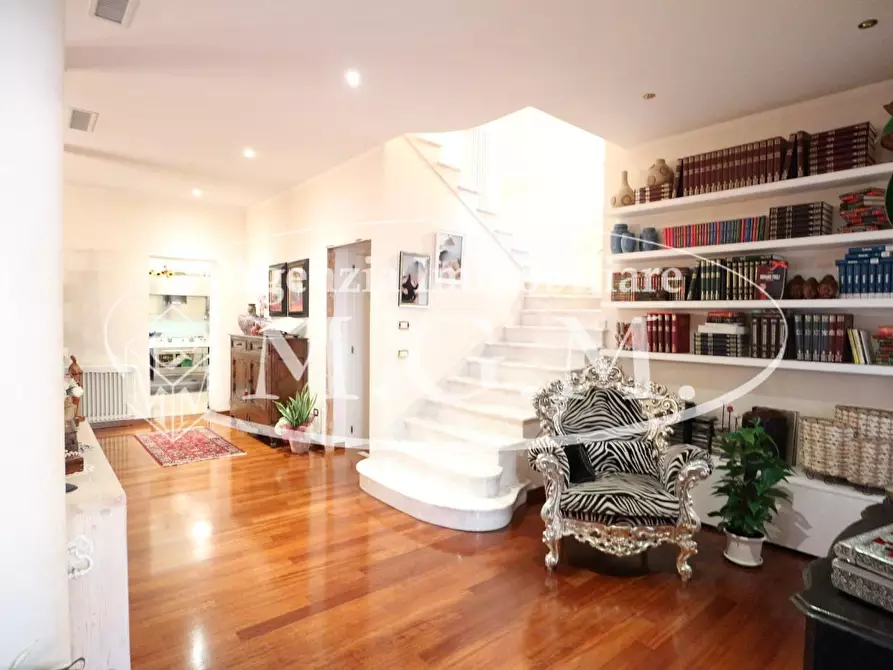 Immagine 8 di Casa indipendente in vendita  a Pontedera