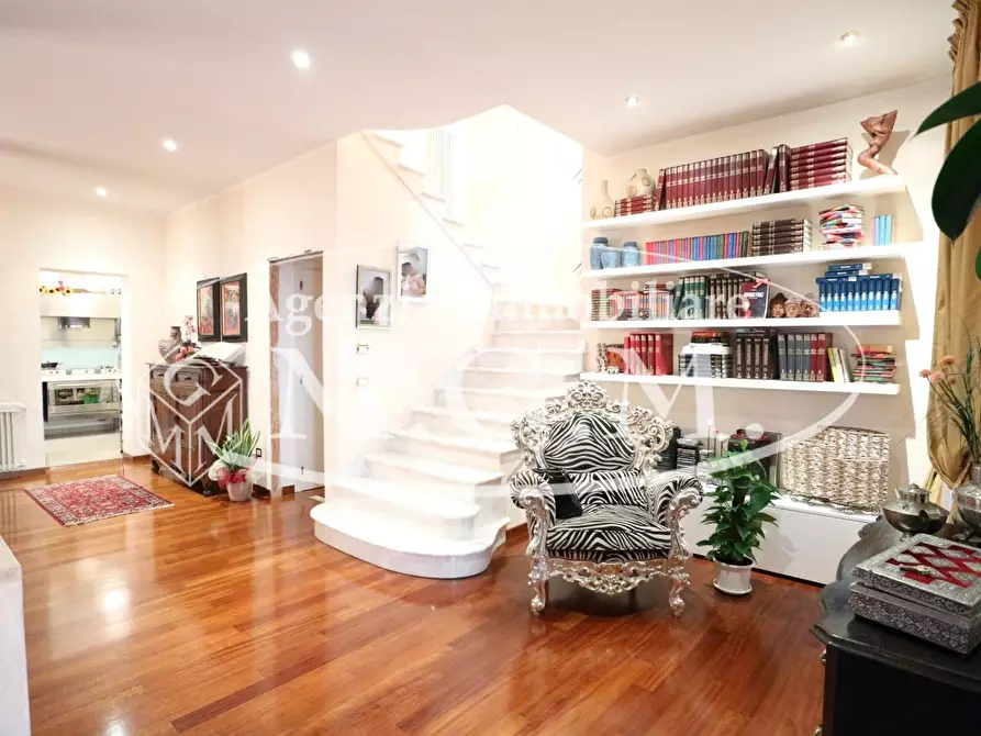 Immagine 3 di Casa indipendente in vendita  a Pontedera