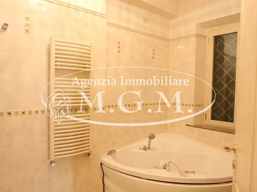 Immagine 31 di Casa indipendente in vendita  a Pontedera