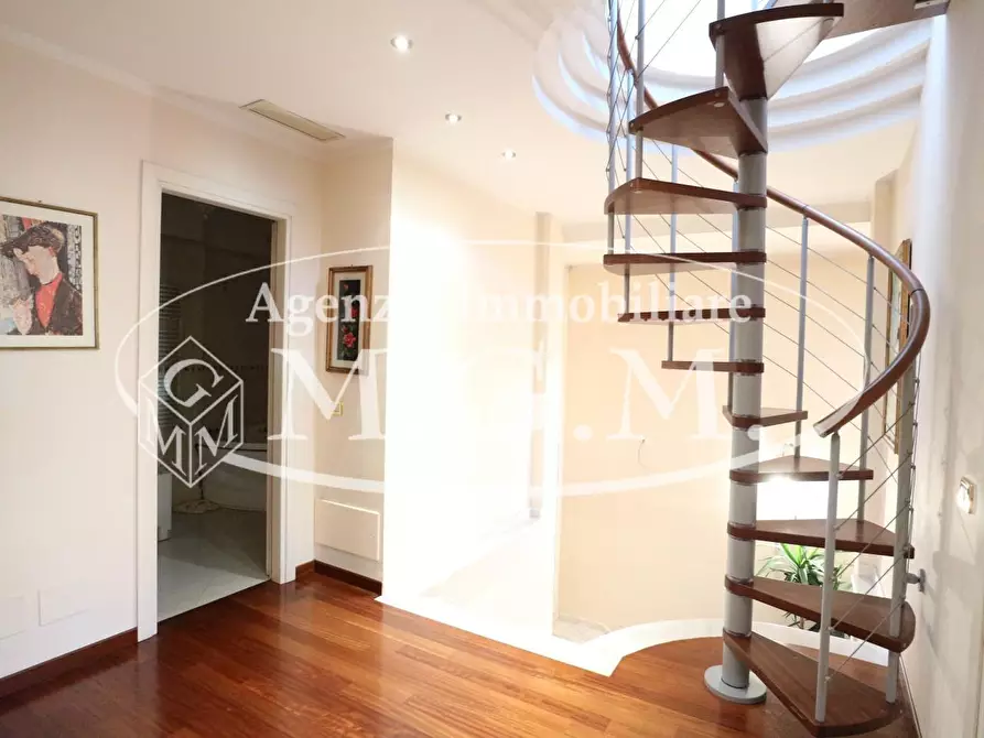 Immagine 18 di Casa indipendente in vendita  a Pontedera