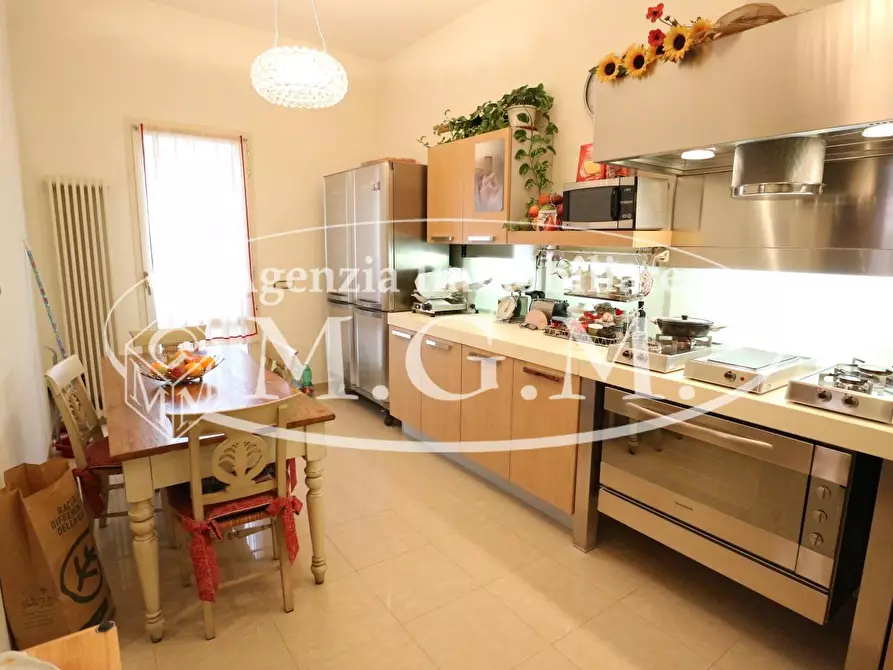 Immagine 11 di Casa indipendente in vendita  a Pontedera