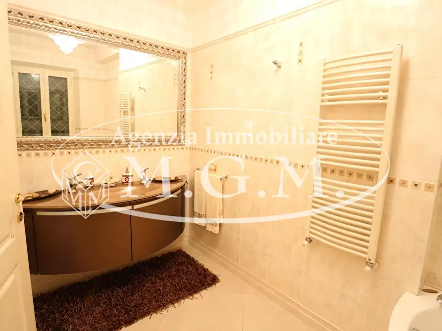 Immagine 32 di Casa indipendente in vendita  a Pontedera