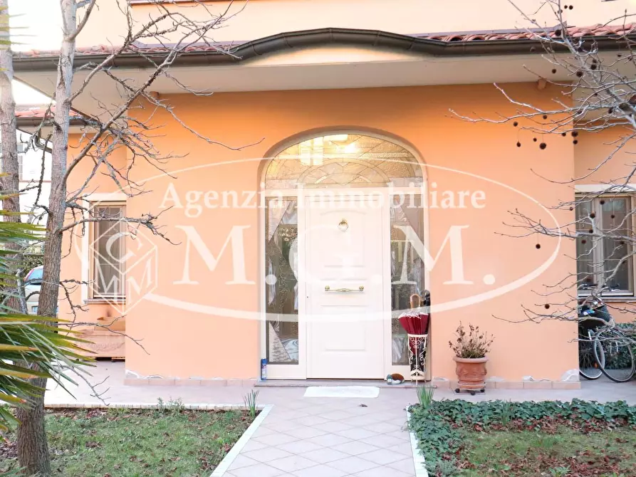 Immagine 35 di Casa indipendente in vendita  a Pontedera