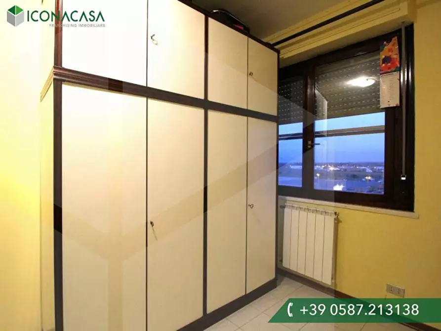 Immagine 37 di Appartamento in vendita  a Pontedera