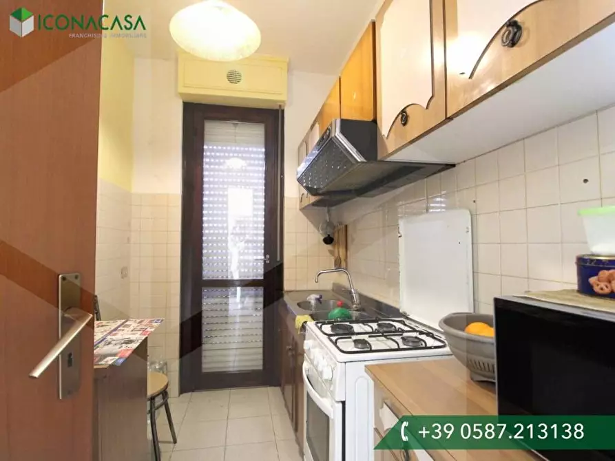 Immagine 33 di Appartamento in vendita  a Pontedera