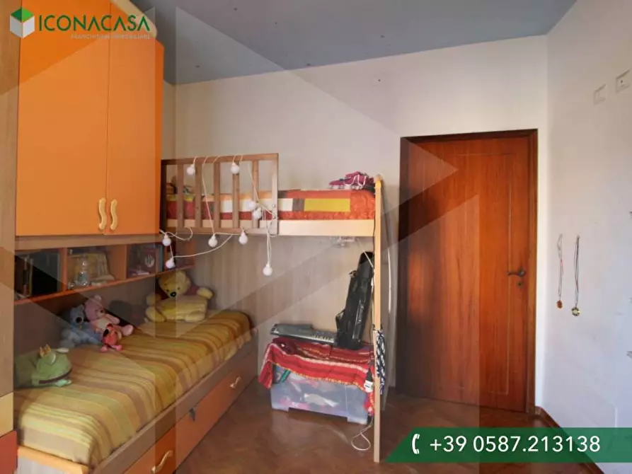 Immagine 15 di Appartamento in vendita  a Pontedera