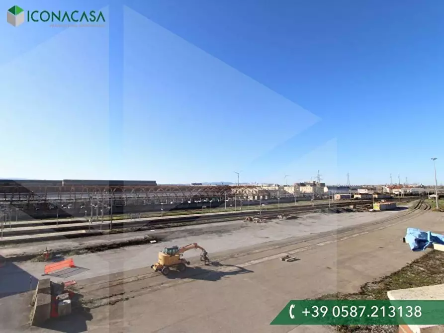 Immagine 16 di Appartamento in vendita  a Pontedera