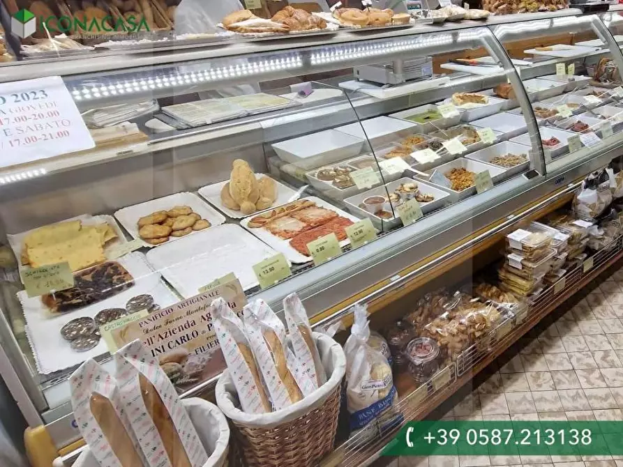 Immagine 26 di Capannone industriale in vendita  a Pontedera