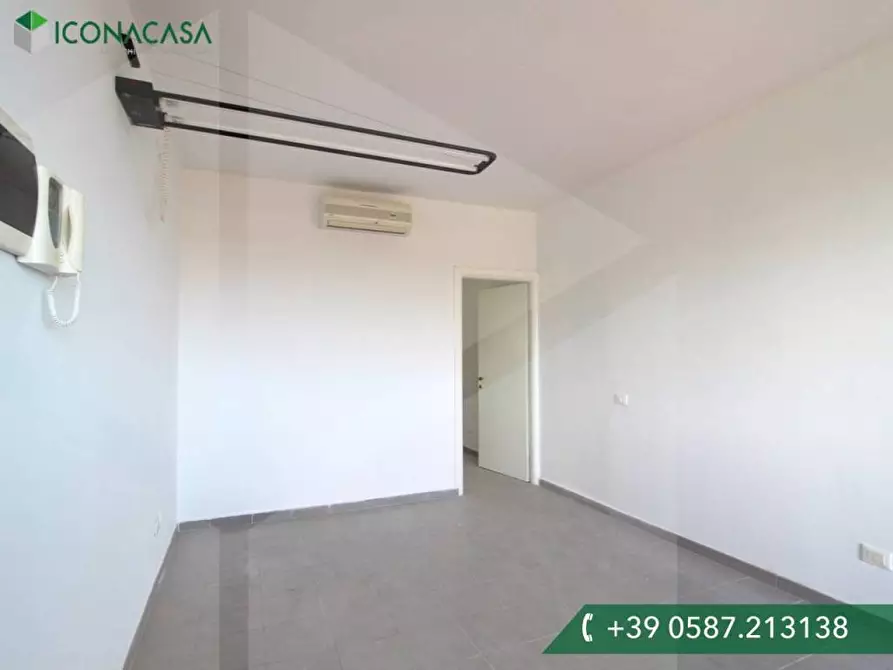 Immagine 4 di Ufficio in vendita  a Bientina