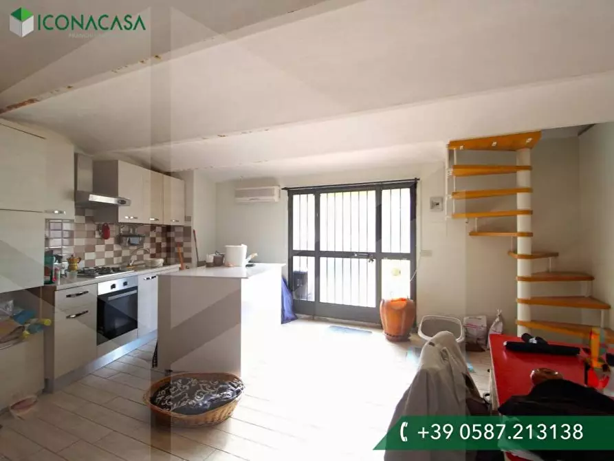 Immagine 16 di Appartamento in vendita  a Calcinaia