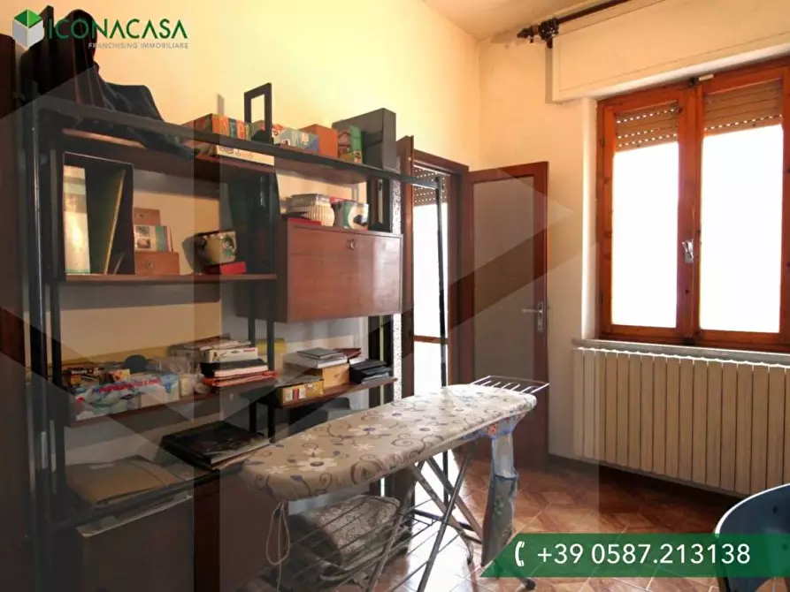 Immagine 15 di Appartamento in vendita  a Pontedera