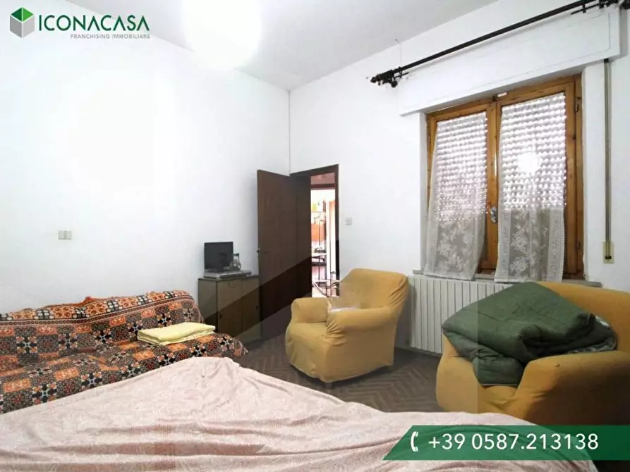 Immagine 18 di Appartamento in vendita  a Pontedera