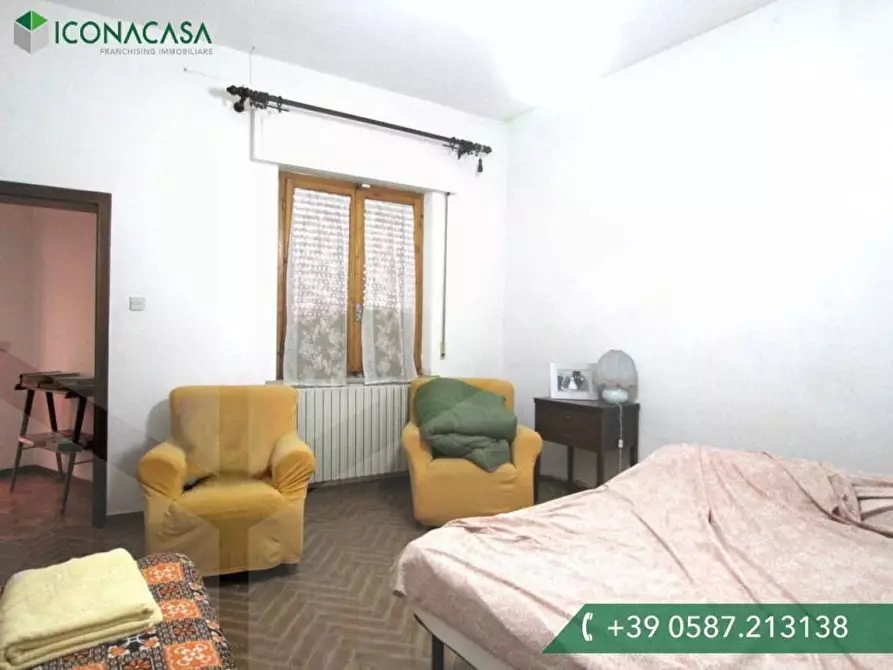 Immagine 19 di Appartamento in vendita  a Pontedera