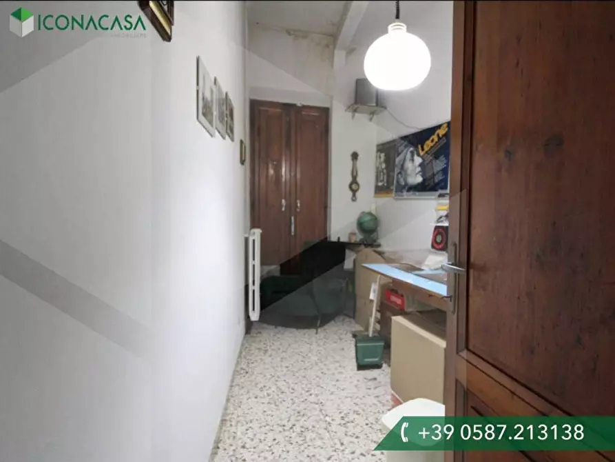 Immagine 22 di Appartamento in vendita  a Pontedera