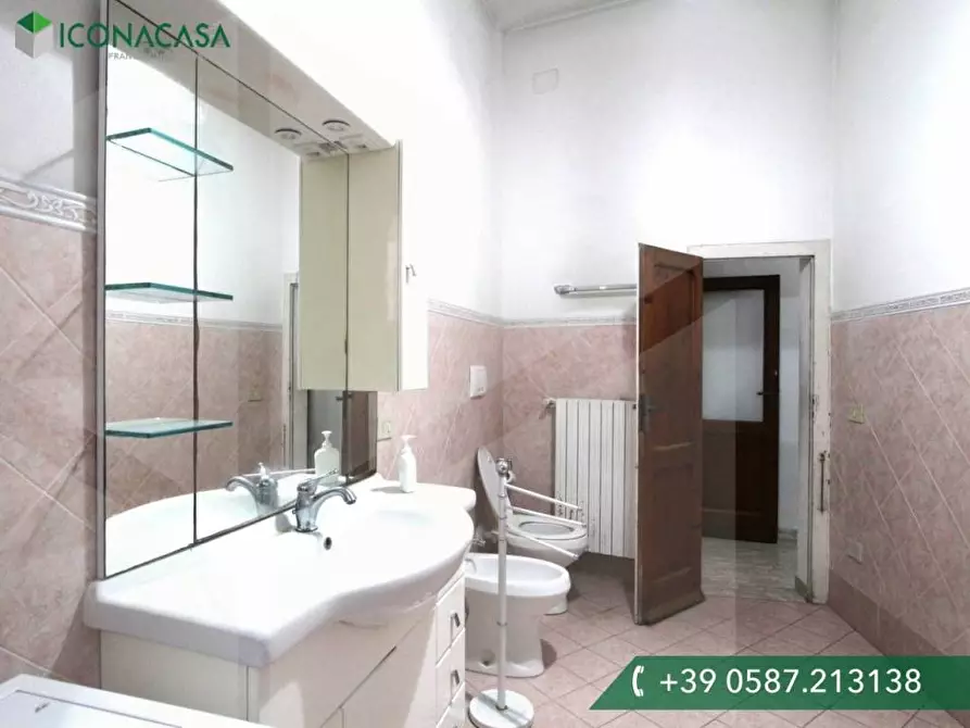 Immagine 31 di Appartamento in vendita  a Pontedera