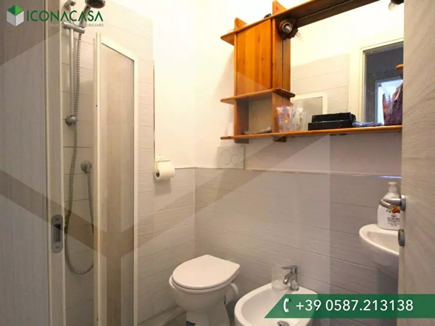 Immagine 10 di Appartamento in vendita  a Pontedera