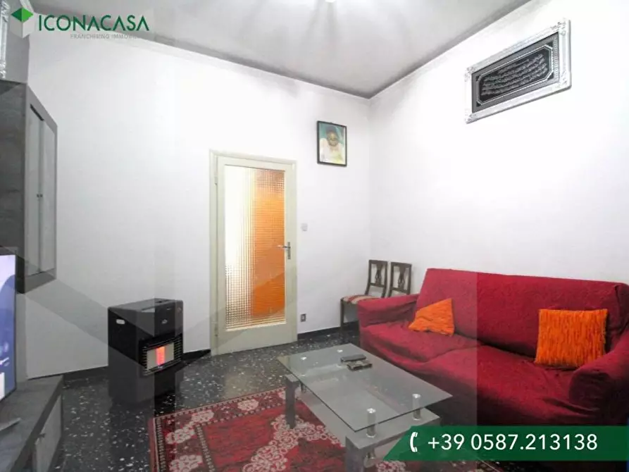 Immagine 22 di Appartamento in vendita  a Pontedera