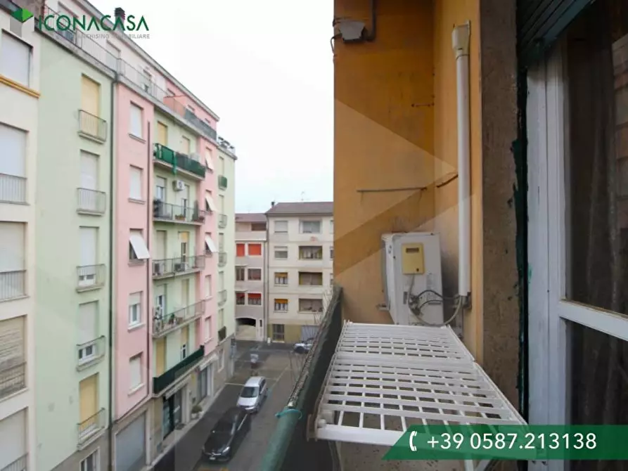 Immagine 31 di Appartamento in vendita  a Pontedera