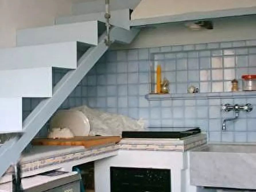 Immagine 4 di Appartamento in vendita  a Ameglia