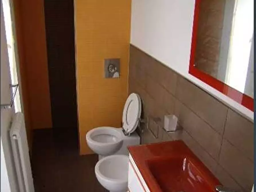 Immagine 7 di Casa semindipendente in vendita  a Carrara