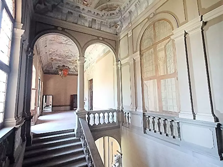 Immagine 9 di Ufficio in vendita  a Pisa