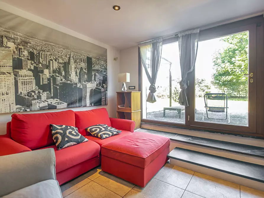 Immagine 10 di Casa indipendente in vendita  a Pisa