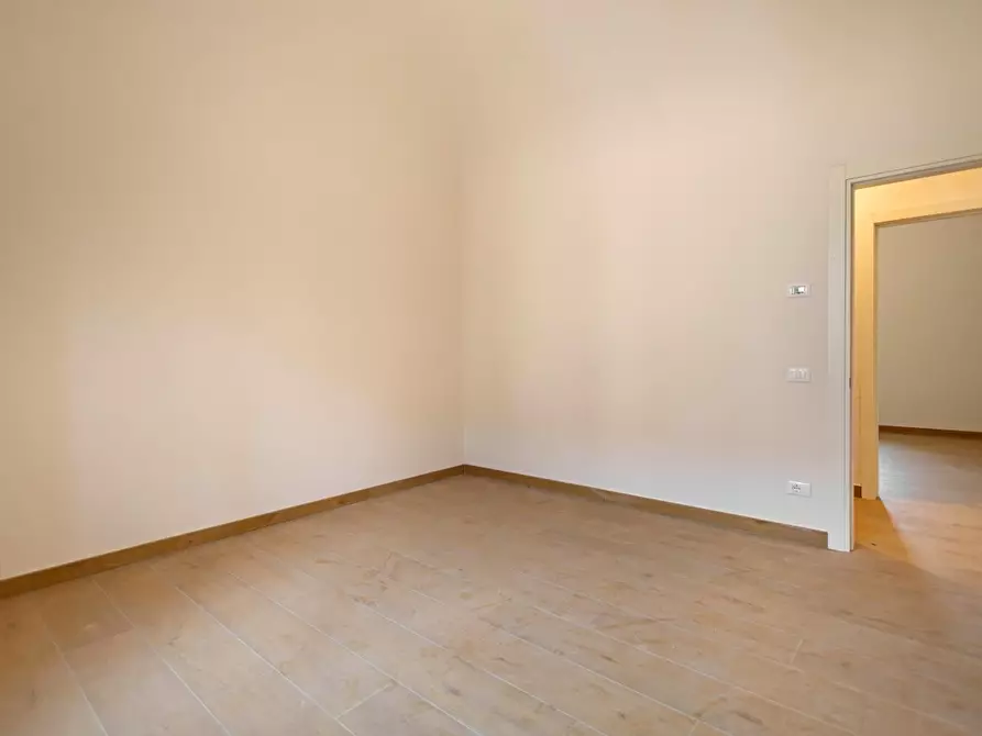 Immagine 20 di Villa in vendita  a Cascina